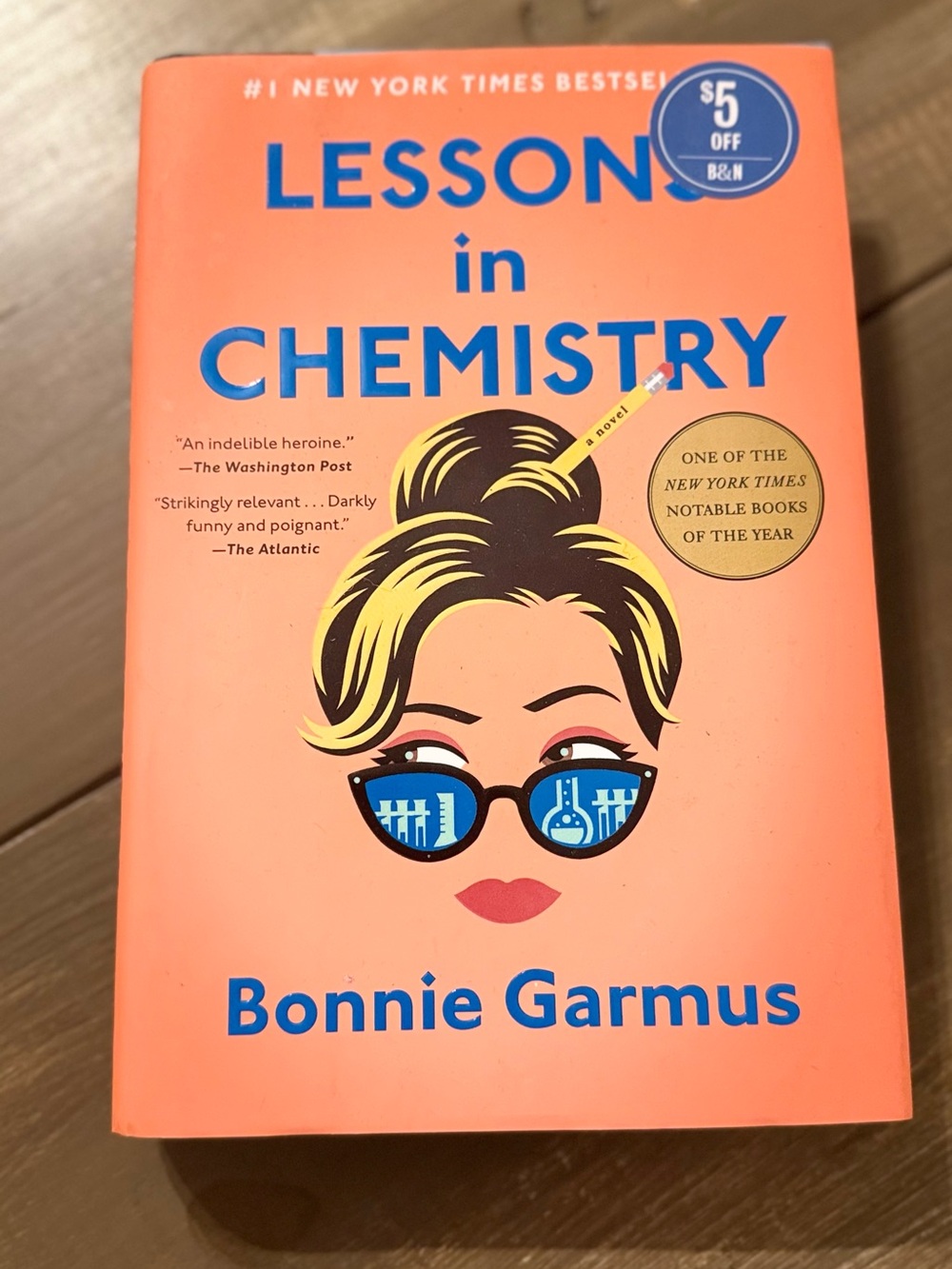 Lessons in Chemistry by Bonnie Garmus Hardcover Novel Bestseller Book Club